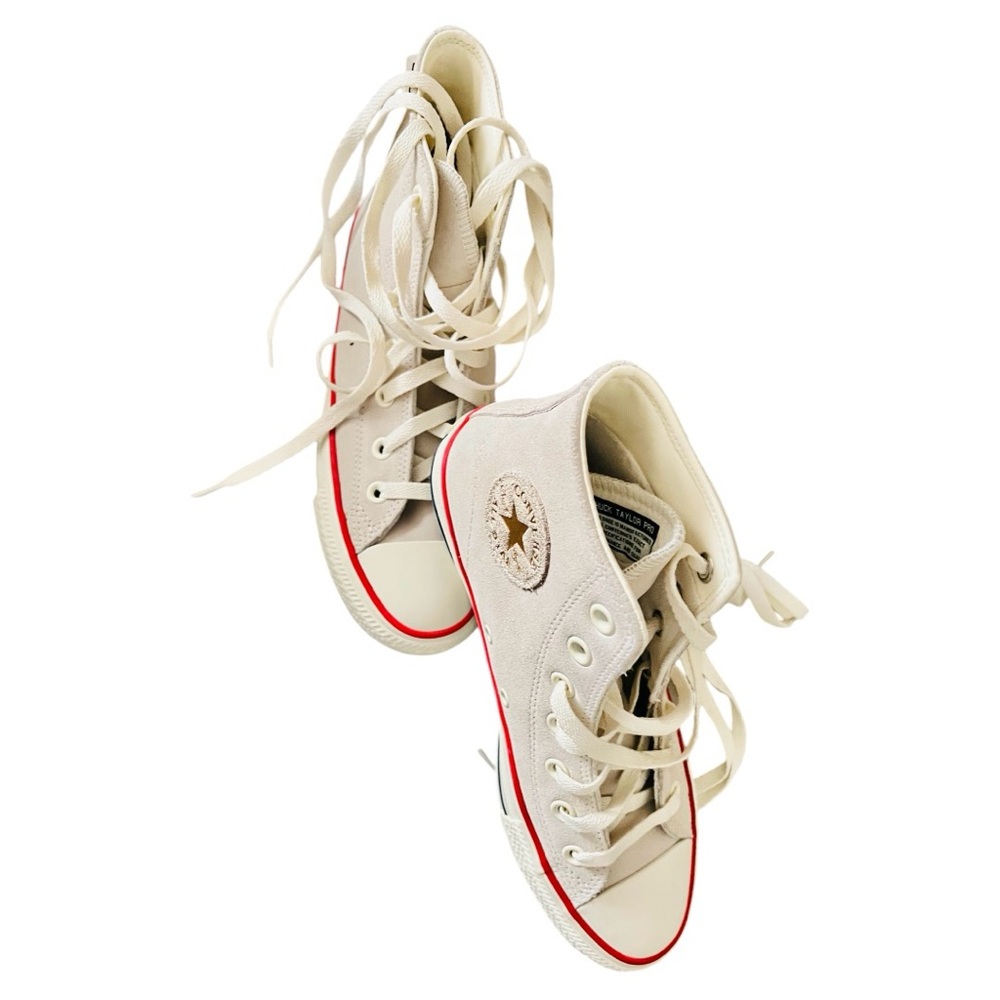 Converse Chuck Taylor pro / Unisex. New without box